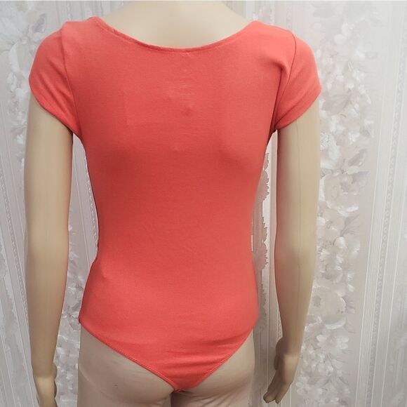 Calvin Klein Bodysuit   - Picture 3 of 5